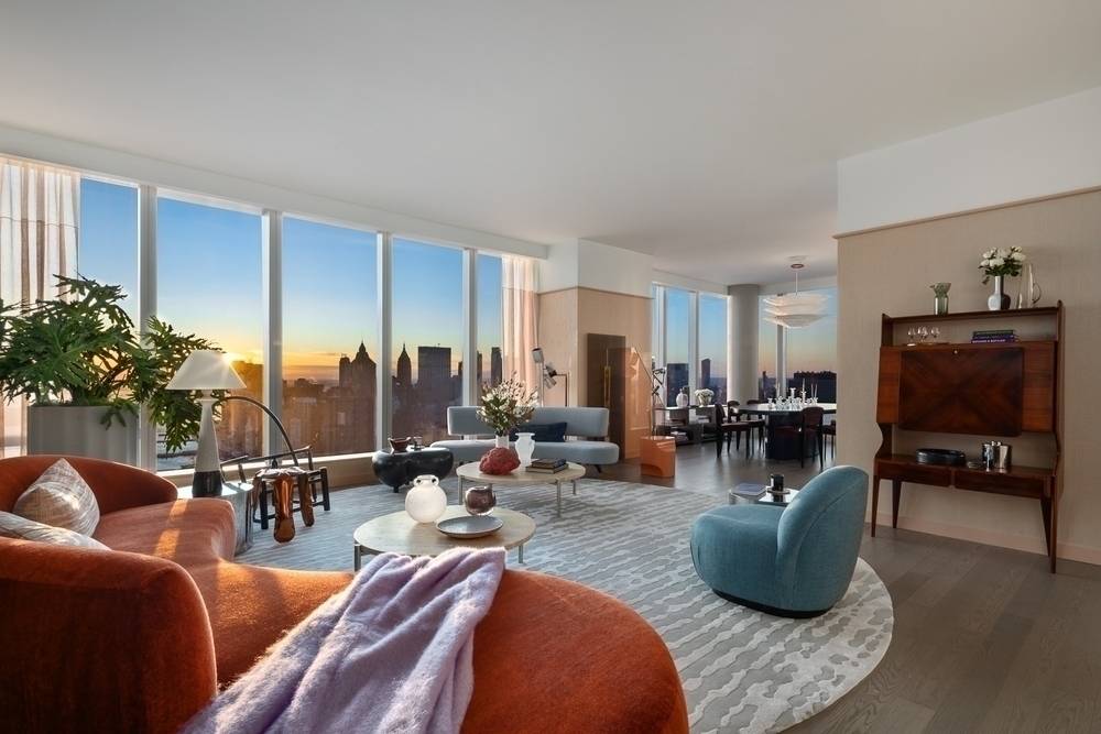 EXCEPTIONAL!! SKYLINE PARADISE, 3 Bed / 3.5 Bed Residence in LUXURIOUS South Street Jewel Building