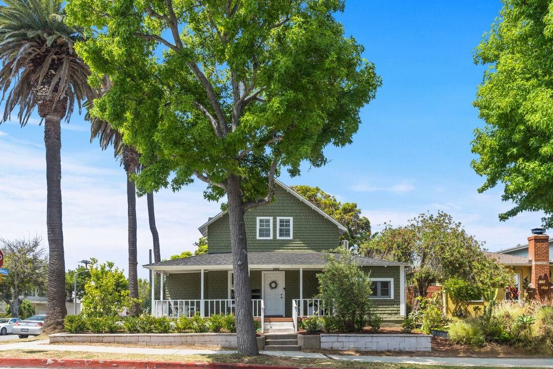 Newly Renovated Santa Monica Craftsman Steps from the Beach