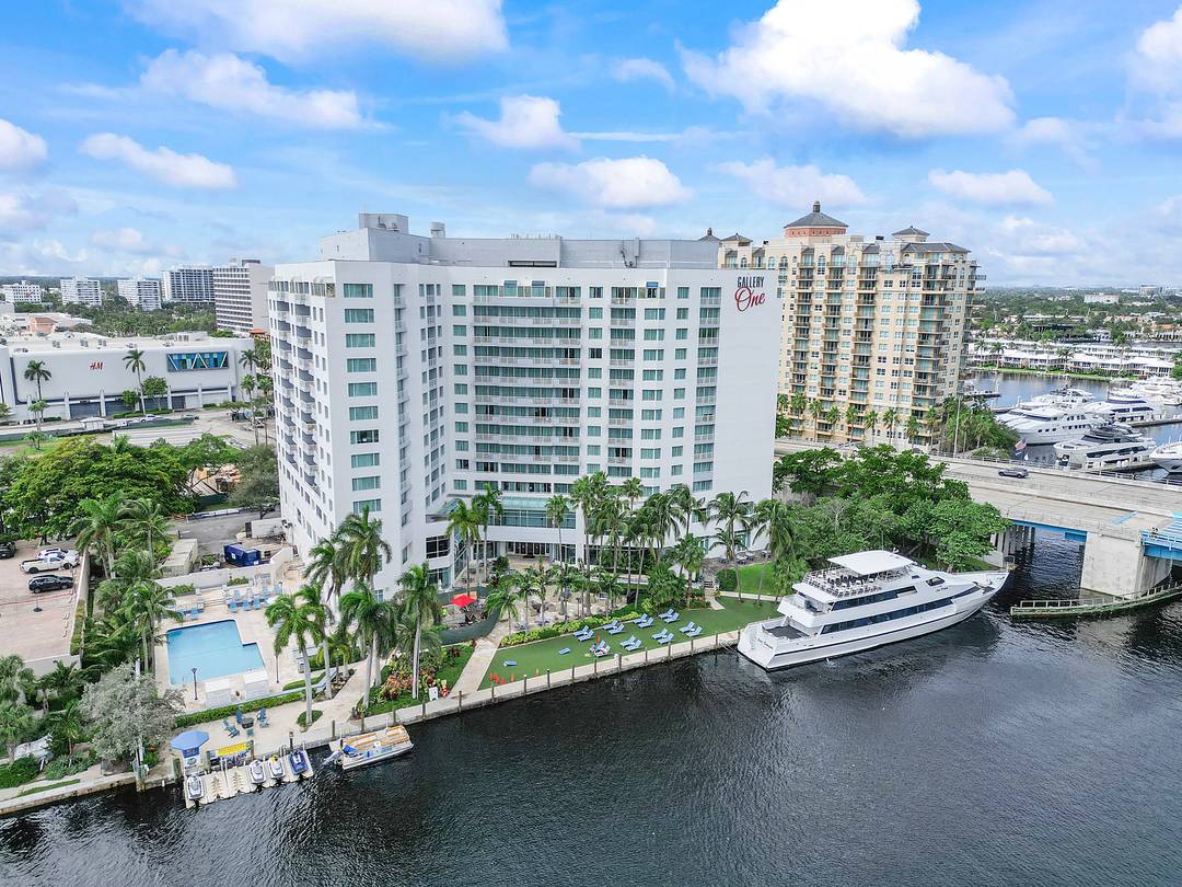 Exclusive Listing ✨  Perfect Location & Investment – in the Heart of Fort Lauderdale