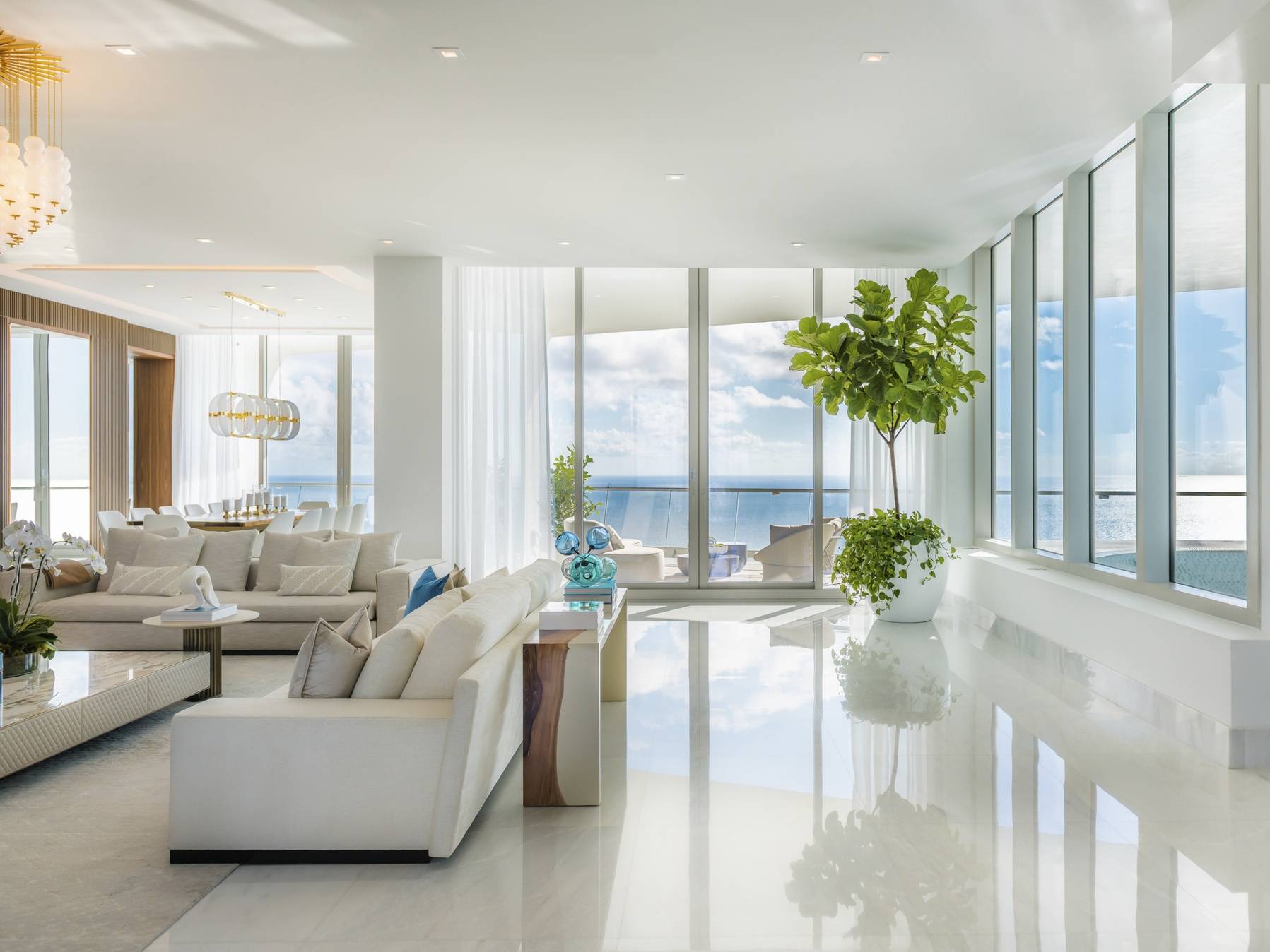 6-7 Bedroom and 9.5 Bathroom Luxury Penthouse