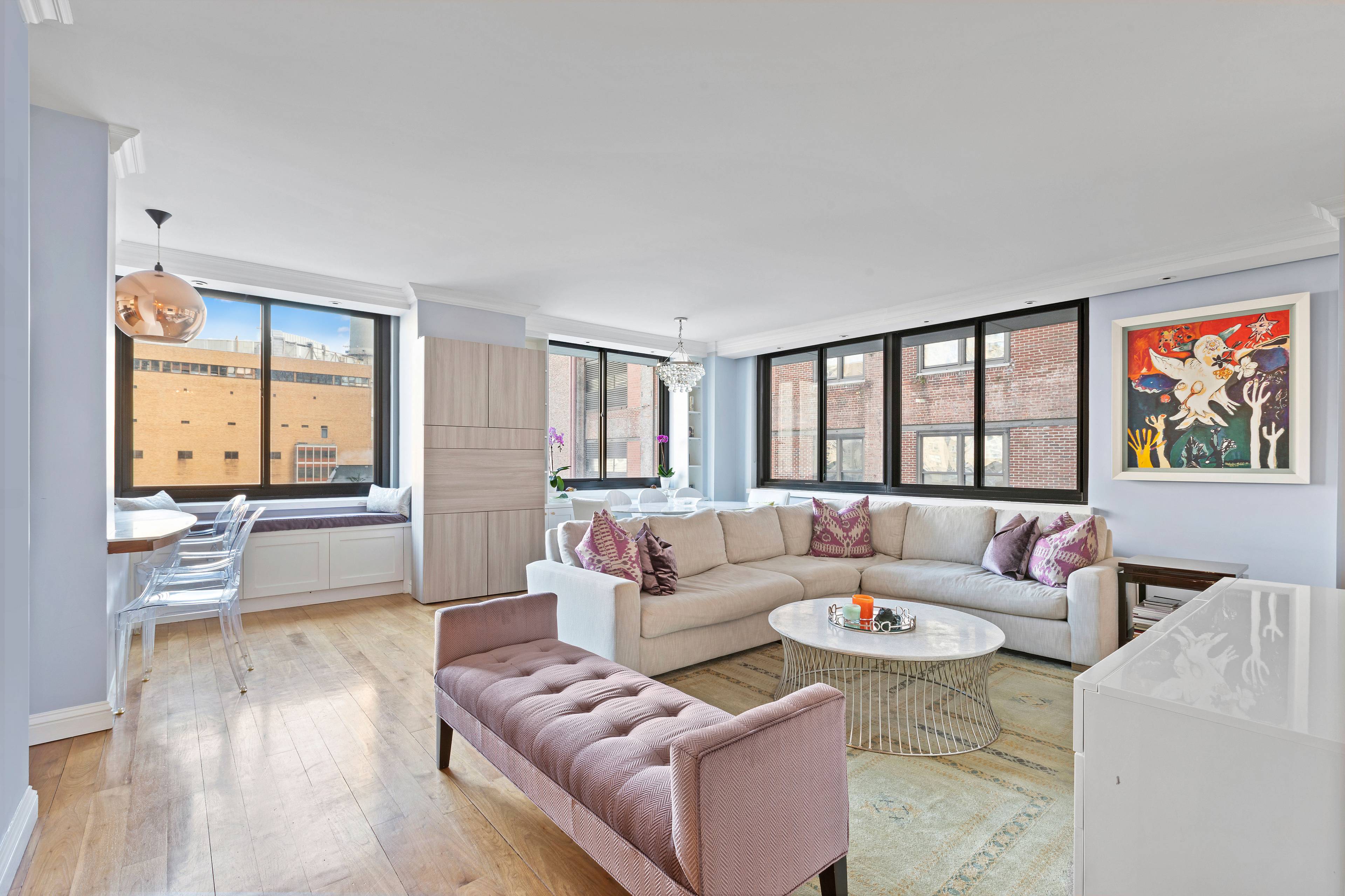 Large UES Convertible 4 Bedroom 3.5 Bath, 1950 sqft, Amenity Full Bldg