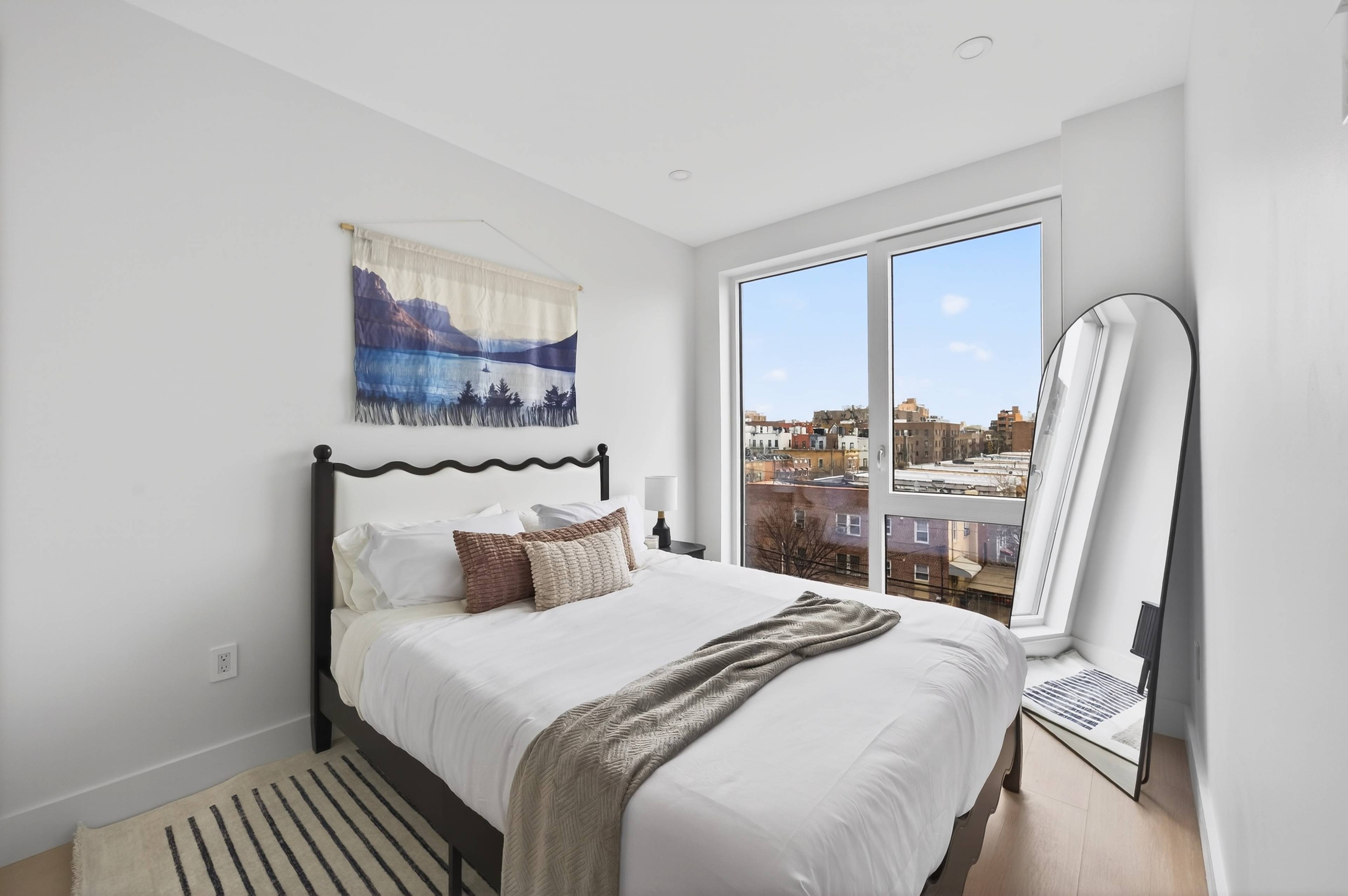 Astoria One-Bedroom with Private Balcony and Skyline Views at Twenty8