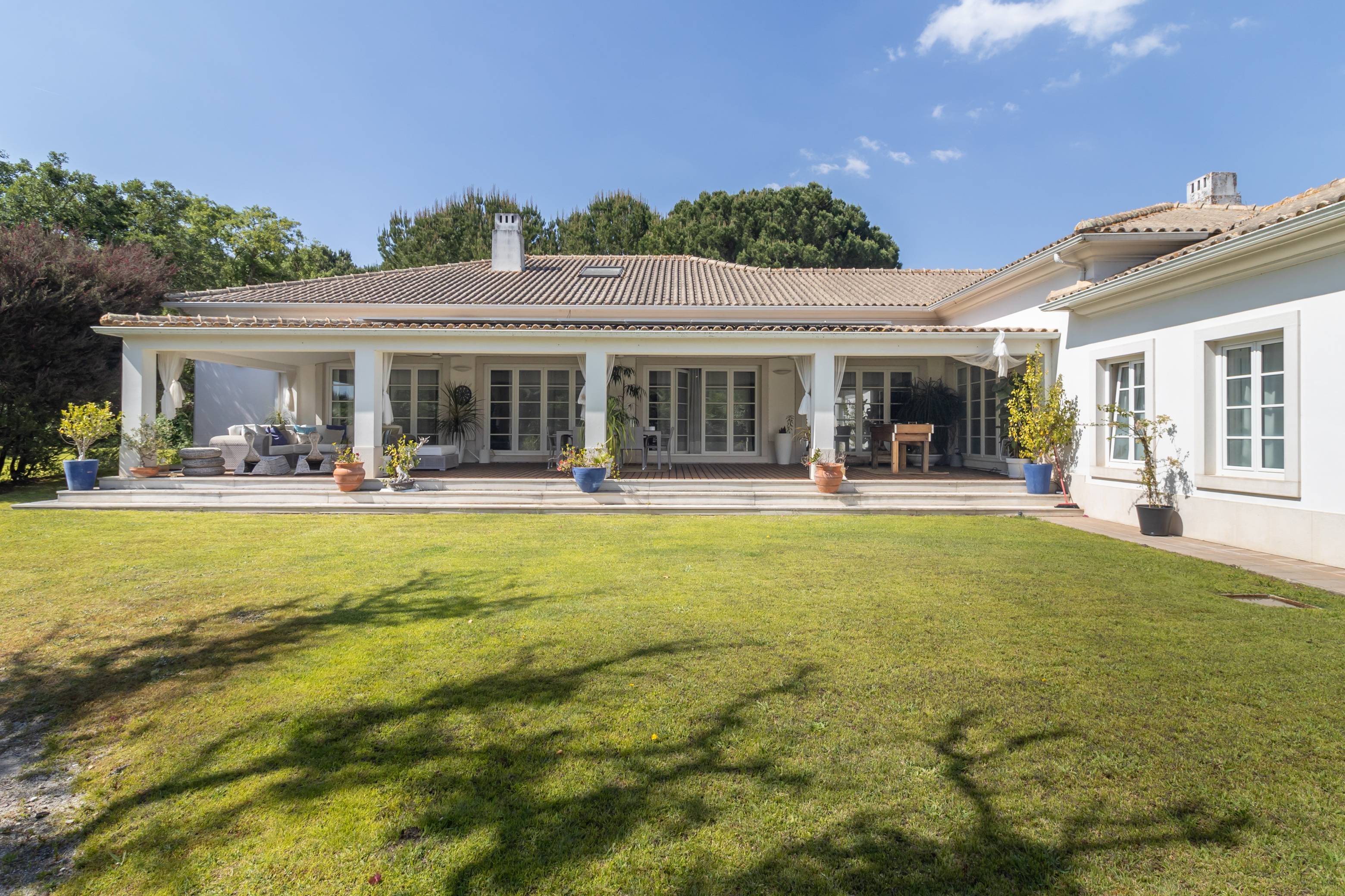 Elegant 8-Bedroom Estate with Pool and Expansive 12,000m² Garden in Herdade do Zambujeiro, Santo Estevão