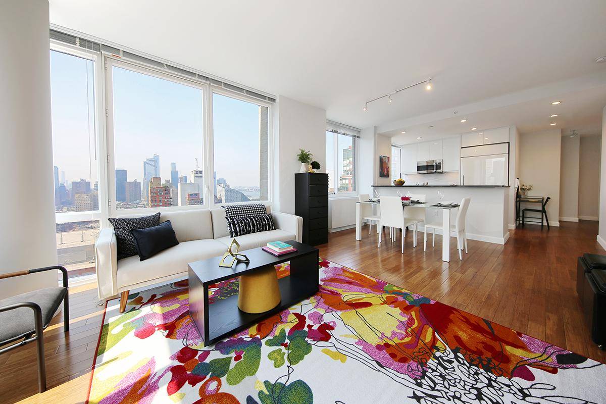 High-End Upper West Side 2 Bed / 2 Bath Floor to Ceiling Window Unit, W/D in unit