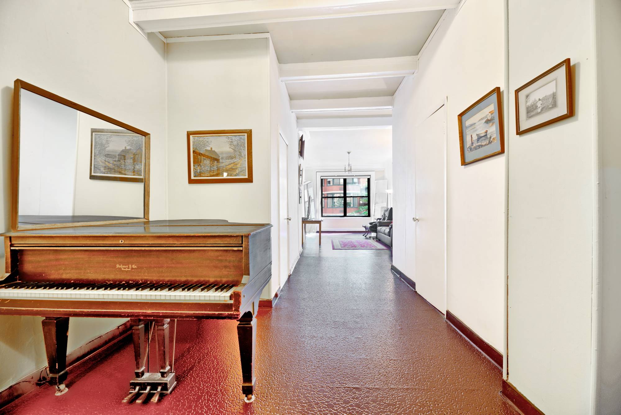 $1,995,000 LEGENDARY UPPER WEST SIDE GEM