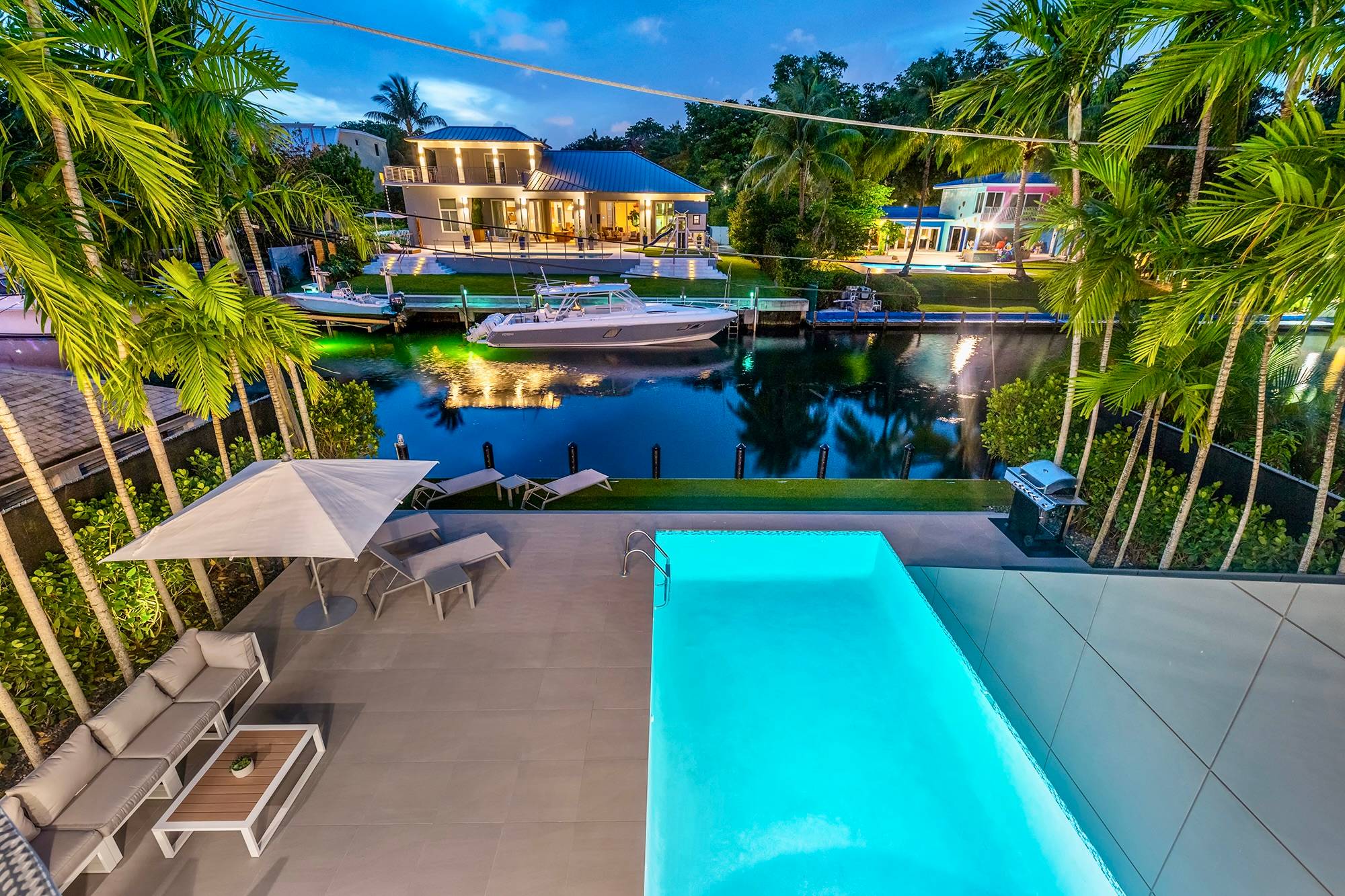 Miami | 4-Bedroom Waterfront Villa in Coconut Grove