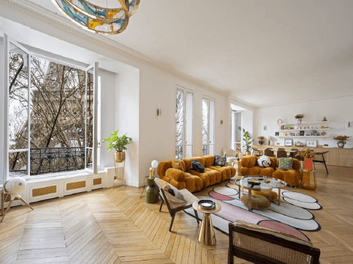 Spacious 4-Bedroom Apartment with Eiffel Tower Views, Paris