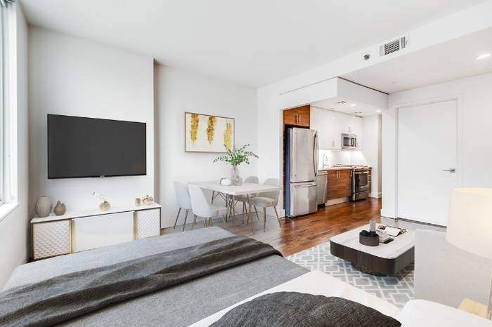 Modern Studio in Trendy Brooklyn