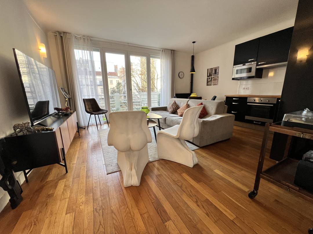 Stylish Two-Bedroom Home with Balcony and Quiet Garden Outlook