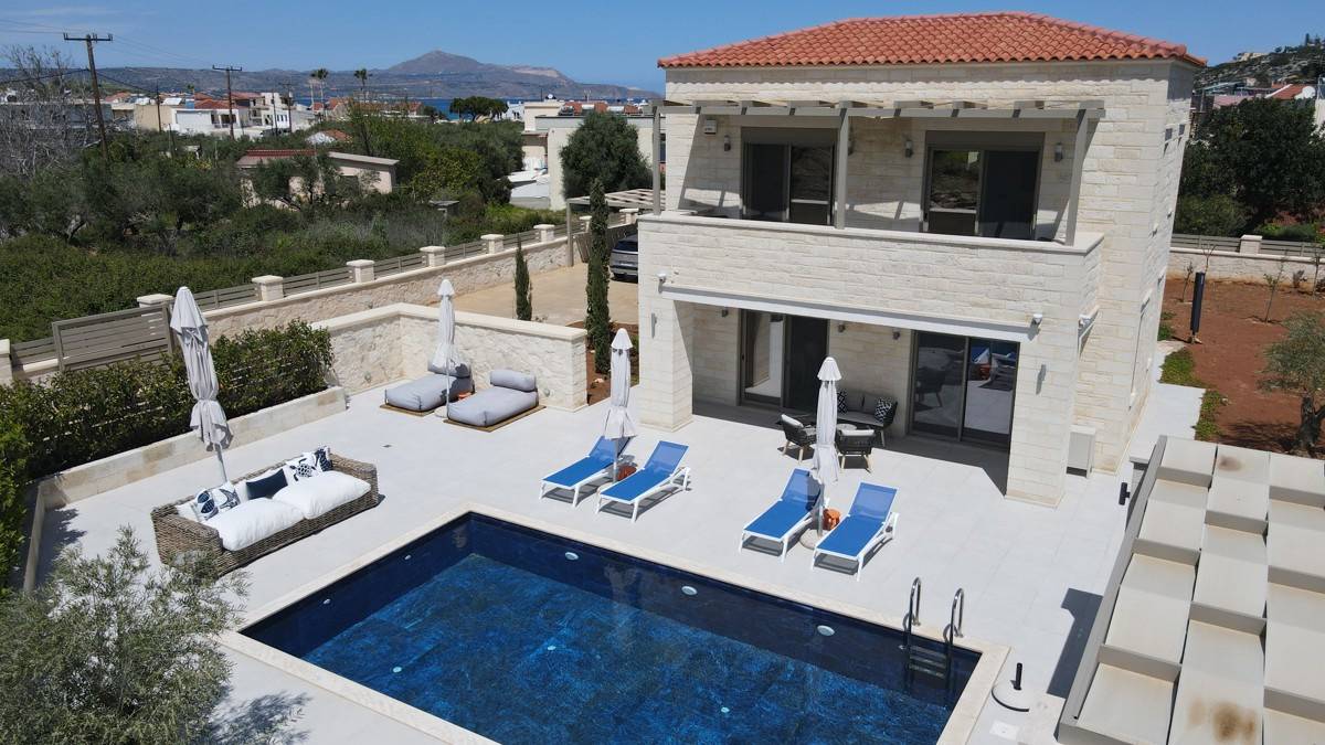 New Stone Villa  in Almyrida with pool.