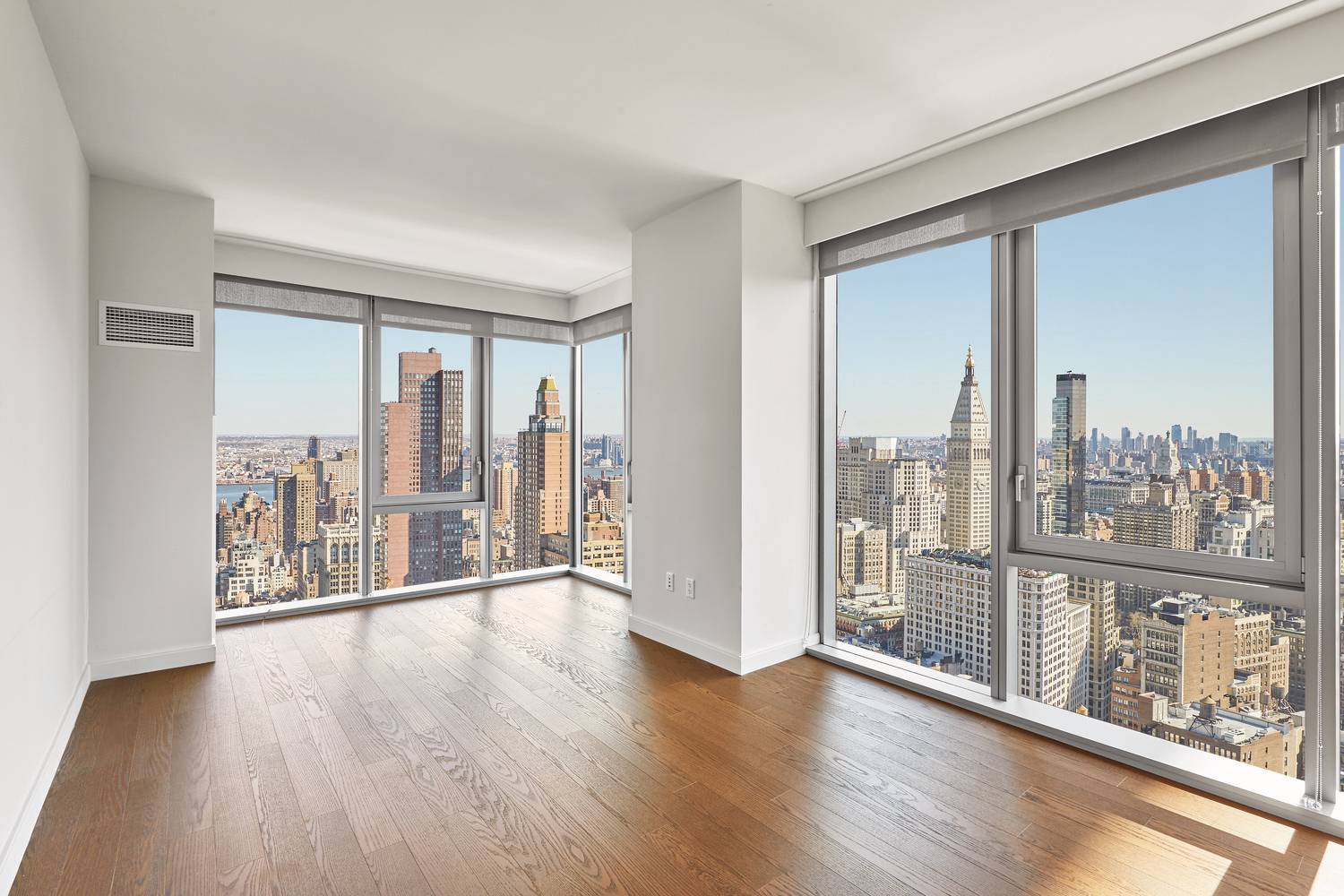 No Fee, Chelsea 1 Bed / 1 Bath Unit in Full Amenity Building, W/D in unit