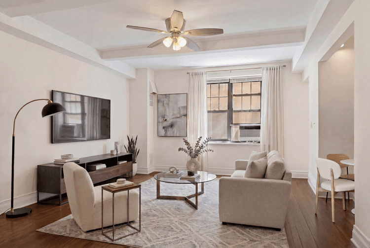 200 East 16th Street, 4B