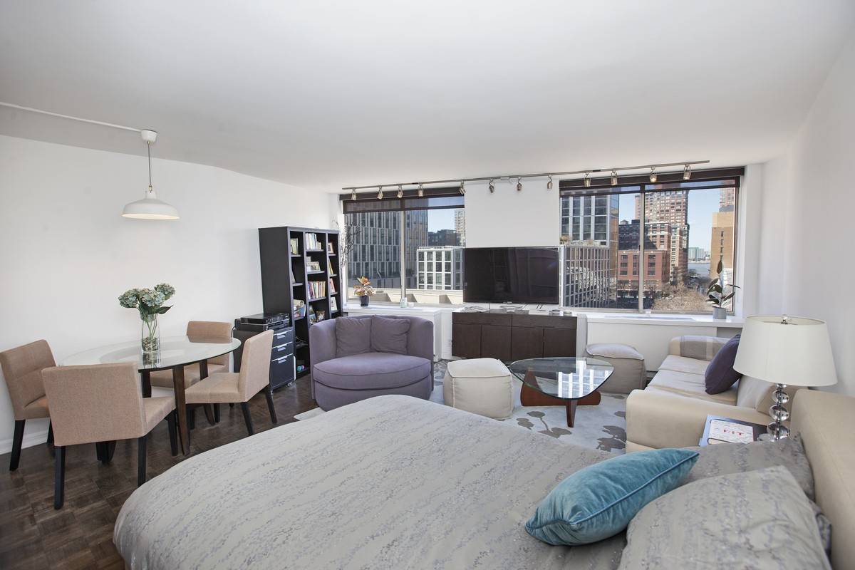Renovated Junior One-Bedroom in Tribeca