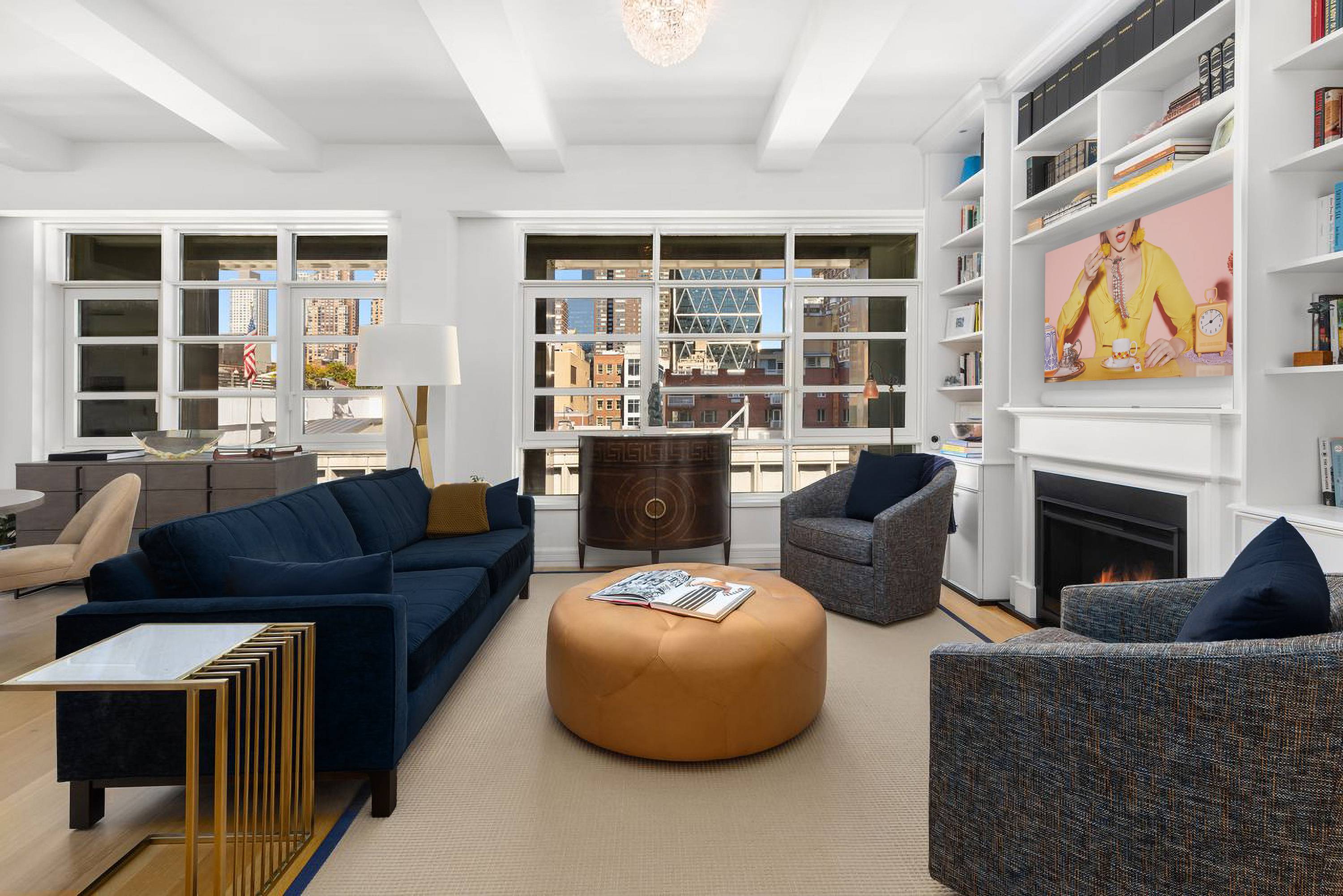318 WEST 52ND | ULTRA CHIC PENTHOUSE WITH PRIVATE ROOF DECK