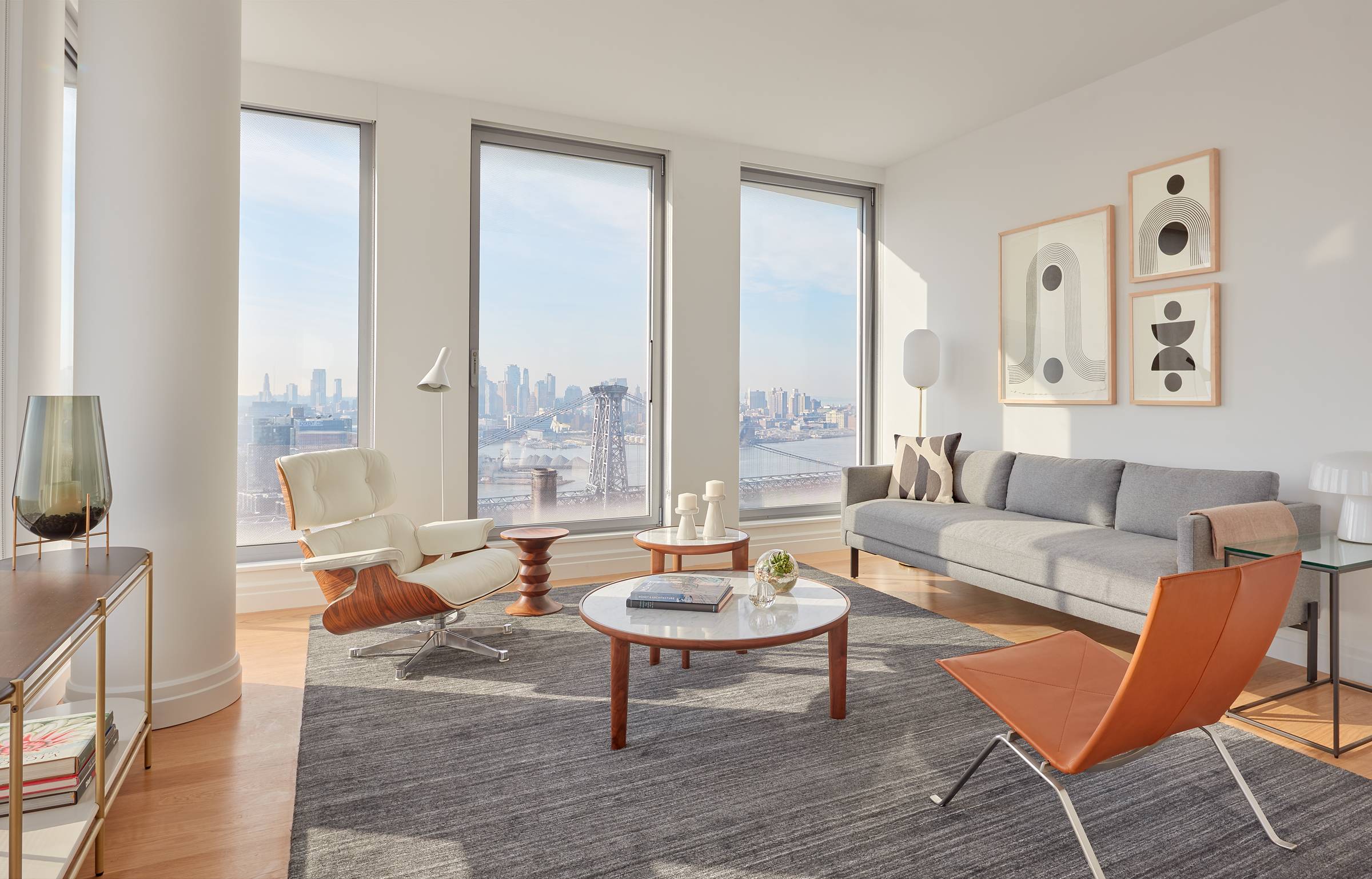 Rare, Corner 1 BR w/ Unobstructed Views