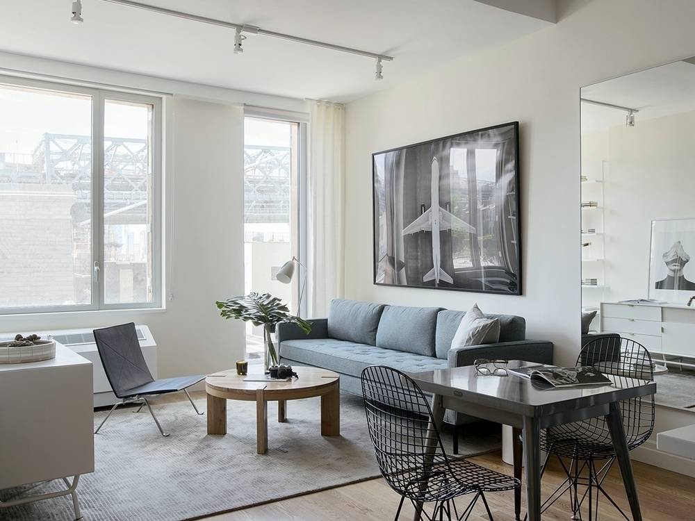South Facing 1 Bed/ 1 Bath in Premier Williamsburg Development: Offering 2 Months Free & No Fee