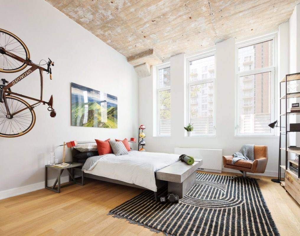 NO FEE**Ultra Modern Luxury Loft w/Own Terrace*15 Mins to Midtown*Doorman*W/D*Pets*Must See!