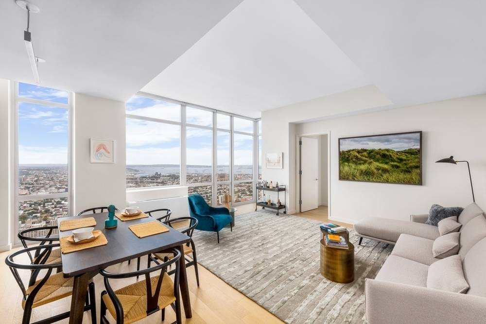 Stunning Luxury Two Bedroom High Rise Penthouse Apt Available Now!
