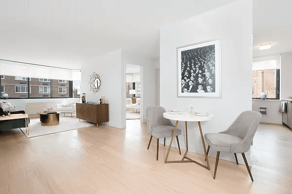 *No Fee* , Stunning 2 bed/ 2 bath apartment w/ panoramic views in Upper East side,