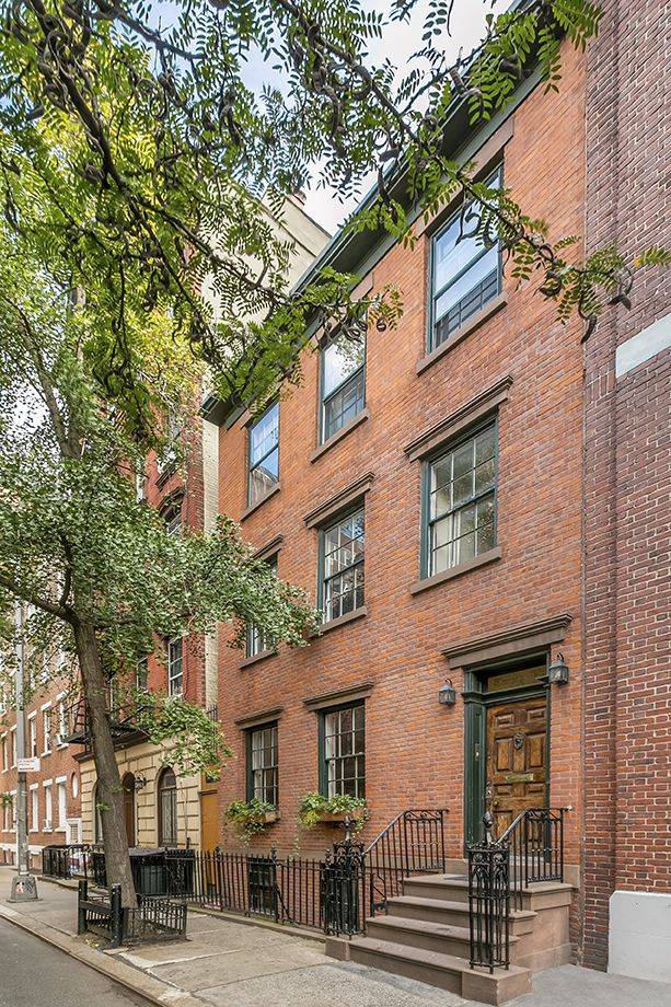 TREE LINE BLOCK WEST VILLAGE TOWNHOUSE FOR SALE,LUXURY TOWNHOUSE,BARROW STREET