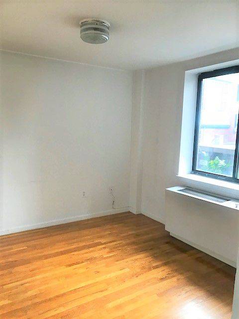 FLEX 3 BEDROOMS, PRIME MIDTOWN WEST LOCATION,STEPS FROM COLUMBUS CIRCLE