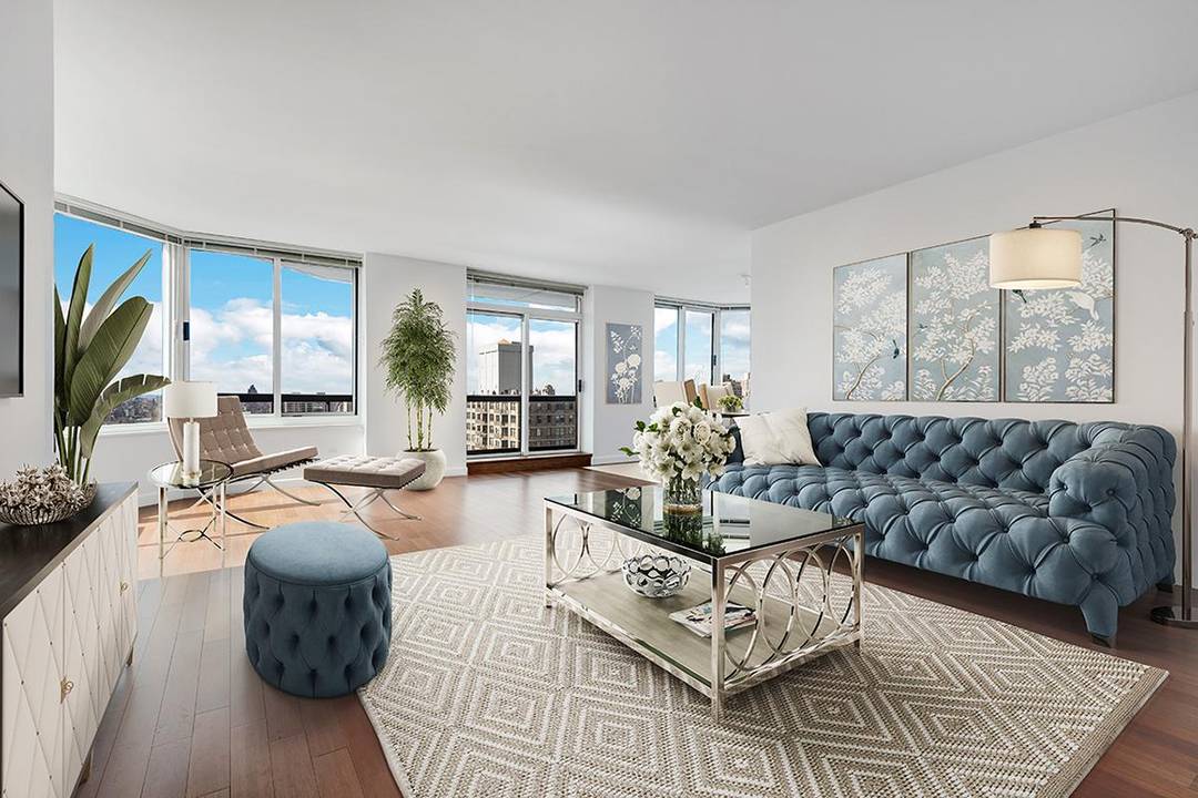 Fabulous 4 Bed / 4 Bath in Upper East Side Full Service Building, W/D in Unit, No Fee
