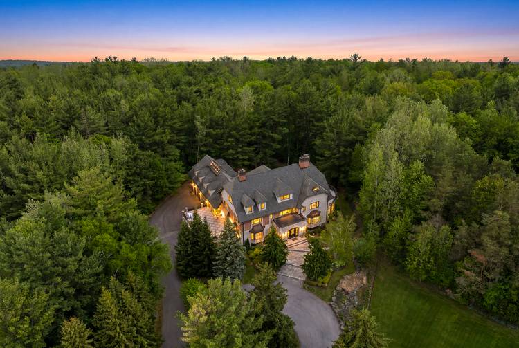 3.5 Extraordinary Acres Nestled on Prestigious King City Enclave
