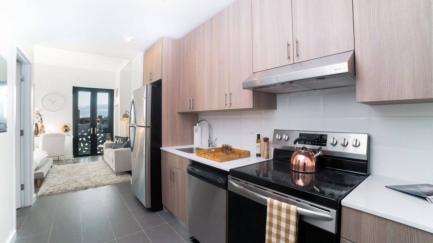 High Floor | Luxury Building | Alcove Studio | No Fee