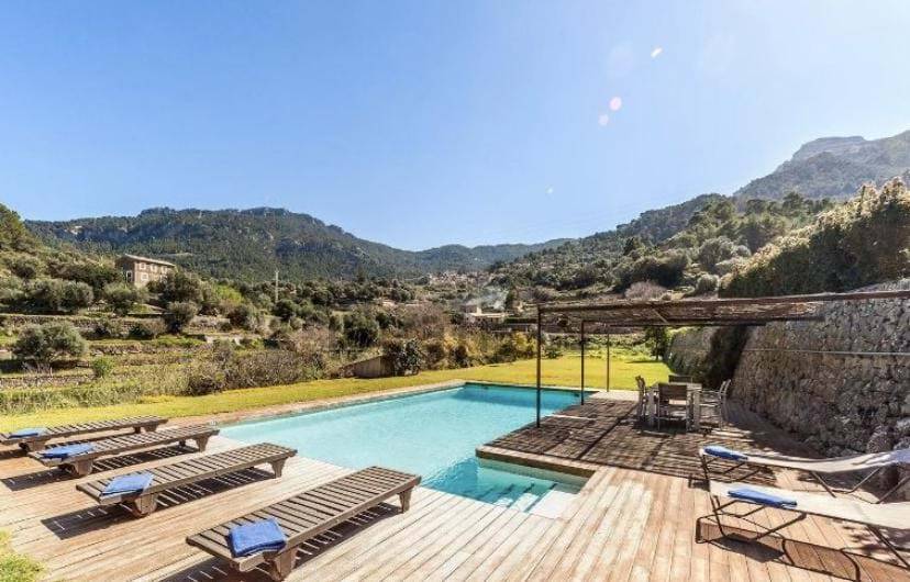 Villa in Mallorca next to the sea