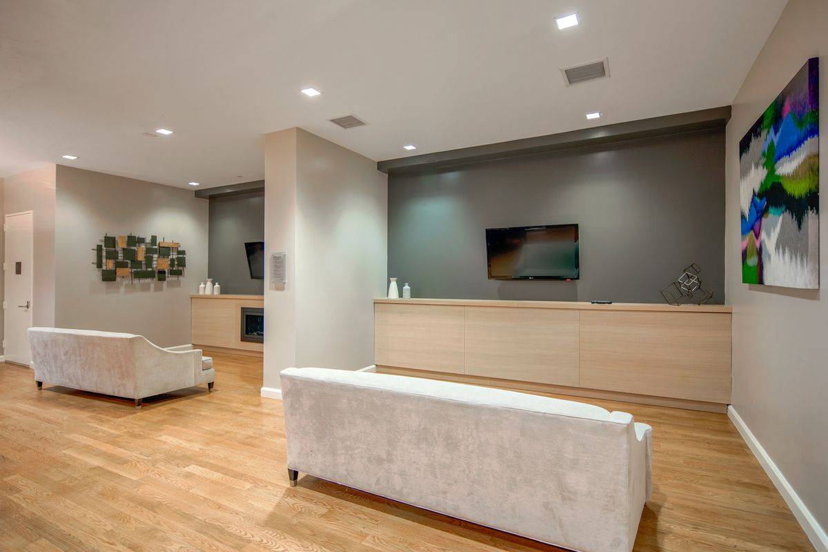 Newly Renovated Two-Bedroom Downtown Brooklyn!