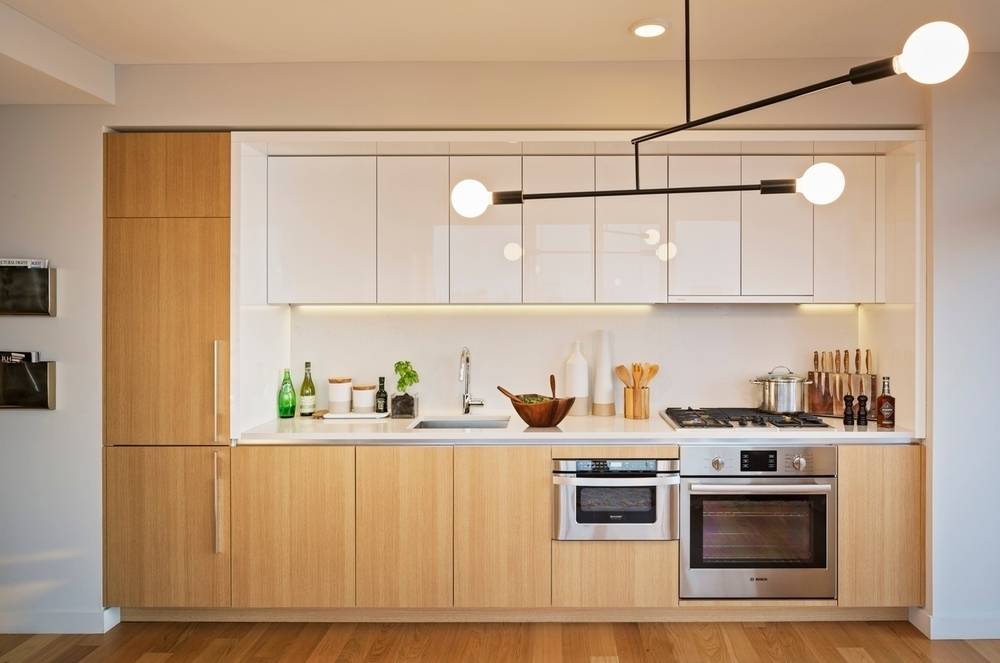 No Fee! One Bedroom Penthouse with gorgeous Northern views!