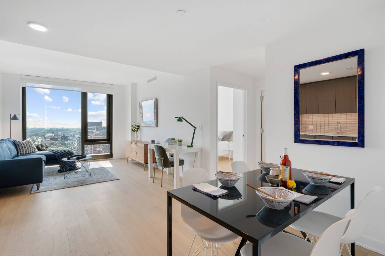 LIVE IN PROSPECT HEIGHTS - SPACIOUS 1 BEDROOM WITH EXCELLENT KITCHEN IN AMENITY FILLED BUILDING