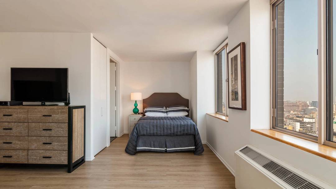 Full Service Building, Chelsea Studio