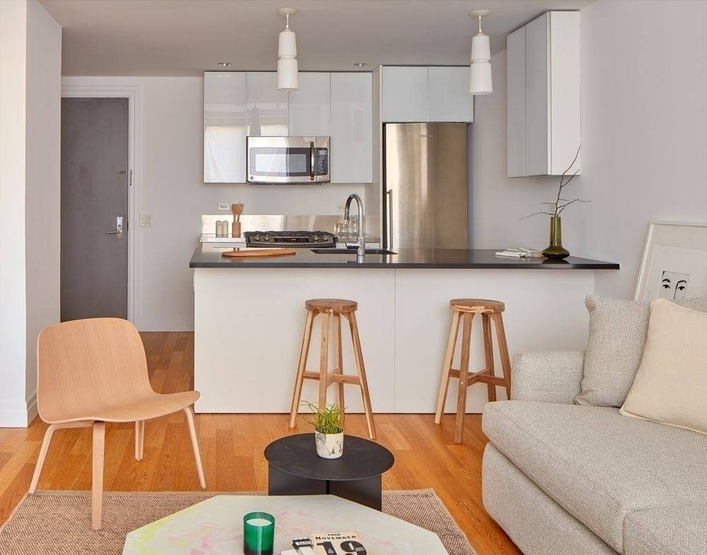 No Fee, 1  Bed/1 Bath in Amenity Filled Luxury Building, W/D in Unit