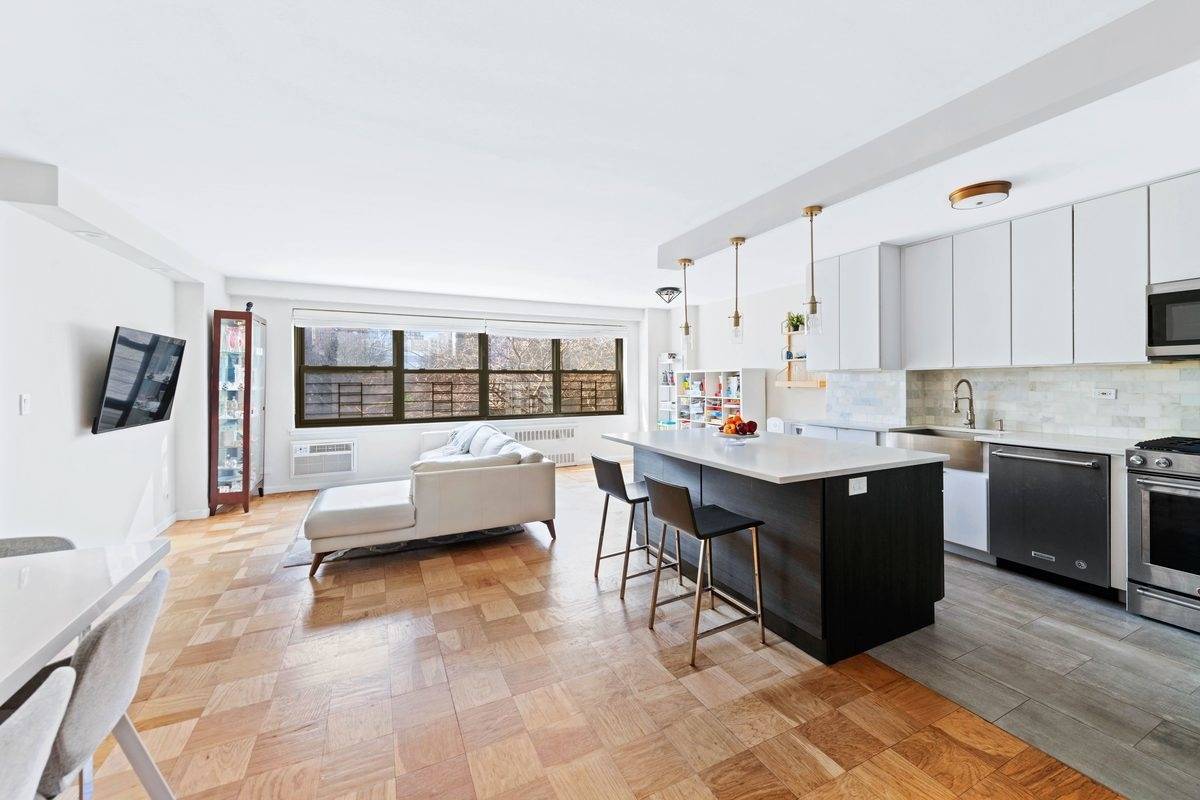 3 Br 2 Ba Coop in Full Service UWS Coop