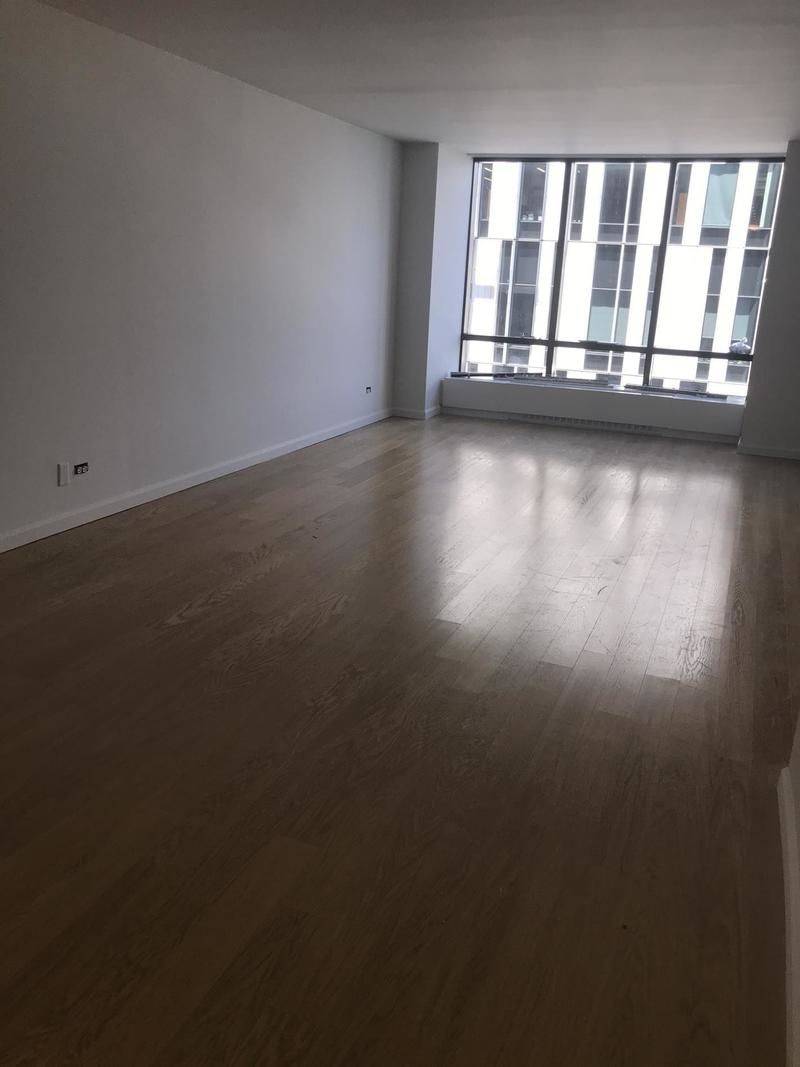 No Fee | Alcove Studio in UES | Luxury Full Service Building