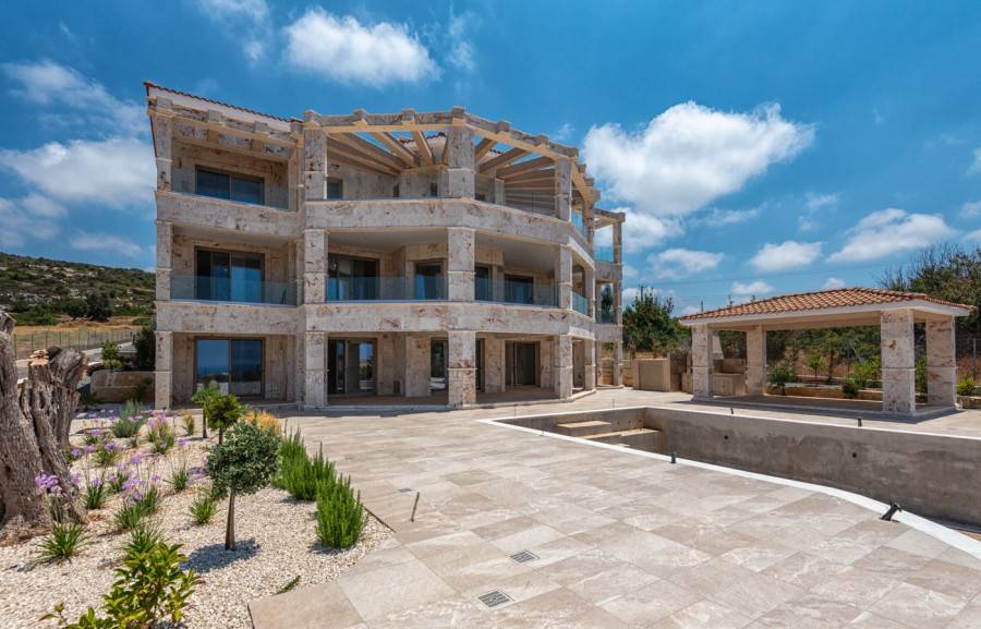 A Masterpiece of Elegance: Olive Tree Mansion