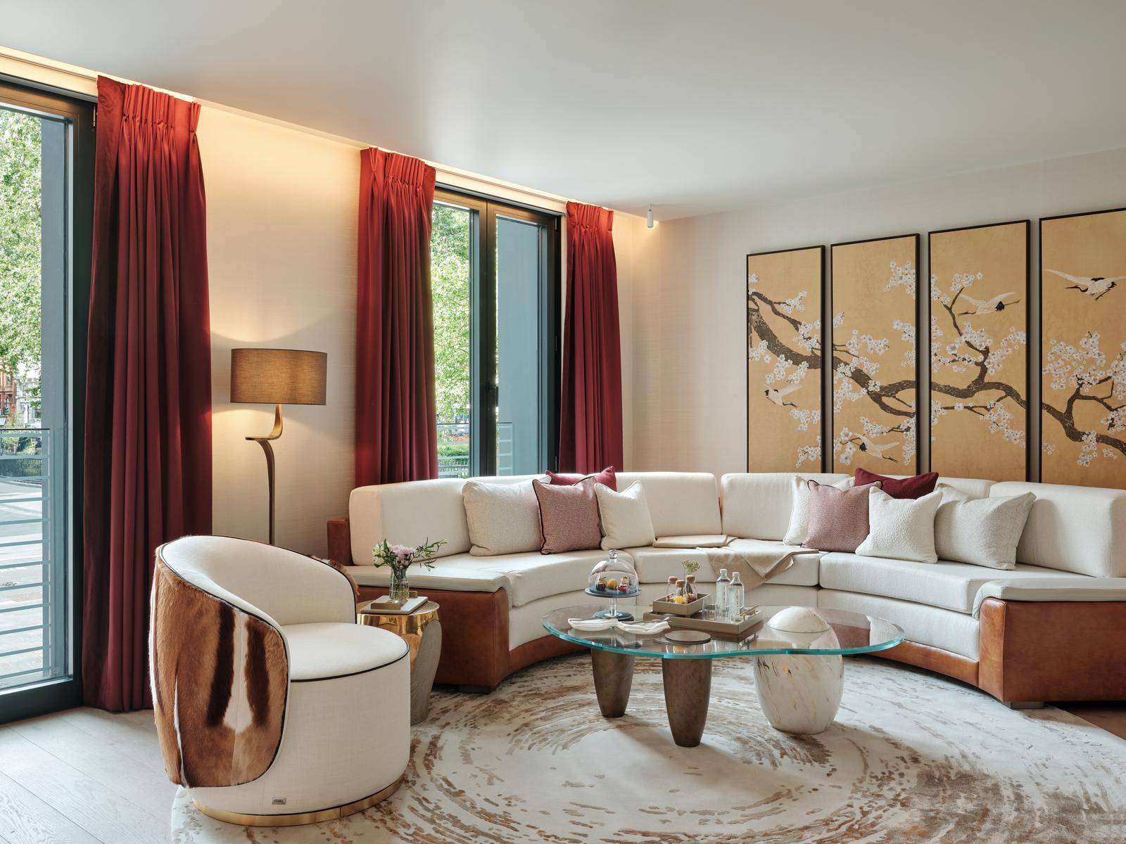 3 Bedroom Hanover Apartment in Mayfair for short let