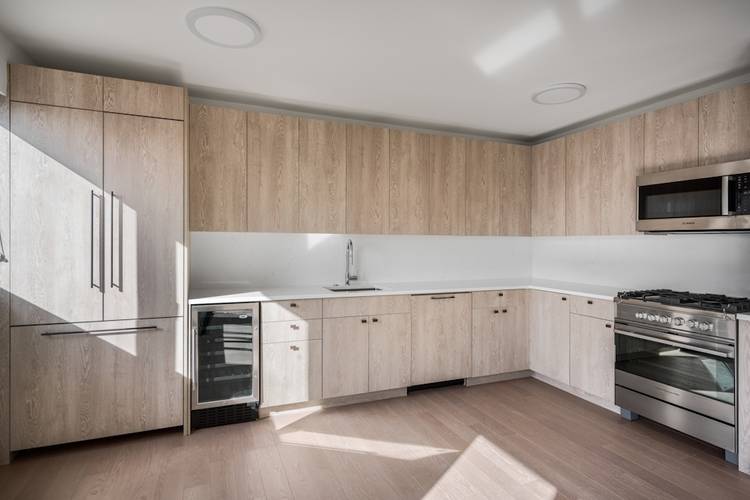 Charming Upper East Side 3 Bedrooms