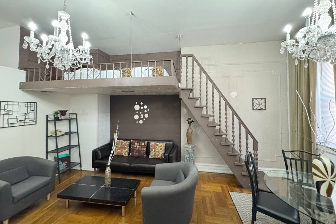 One-Bedroom Apartment with Two Additional Sleeping Lofts