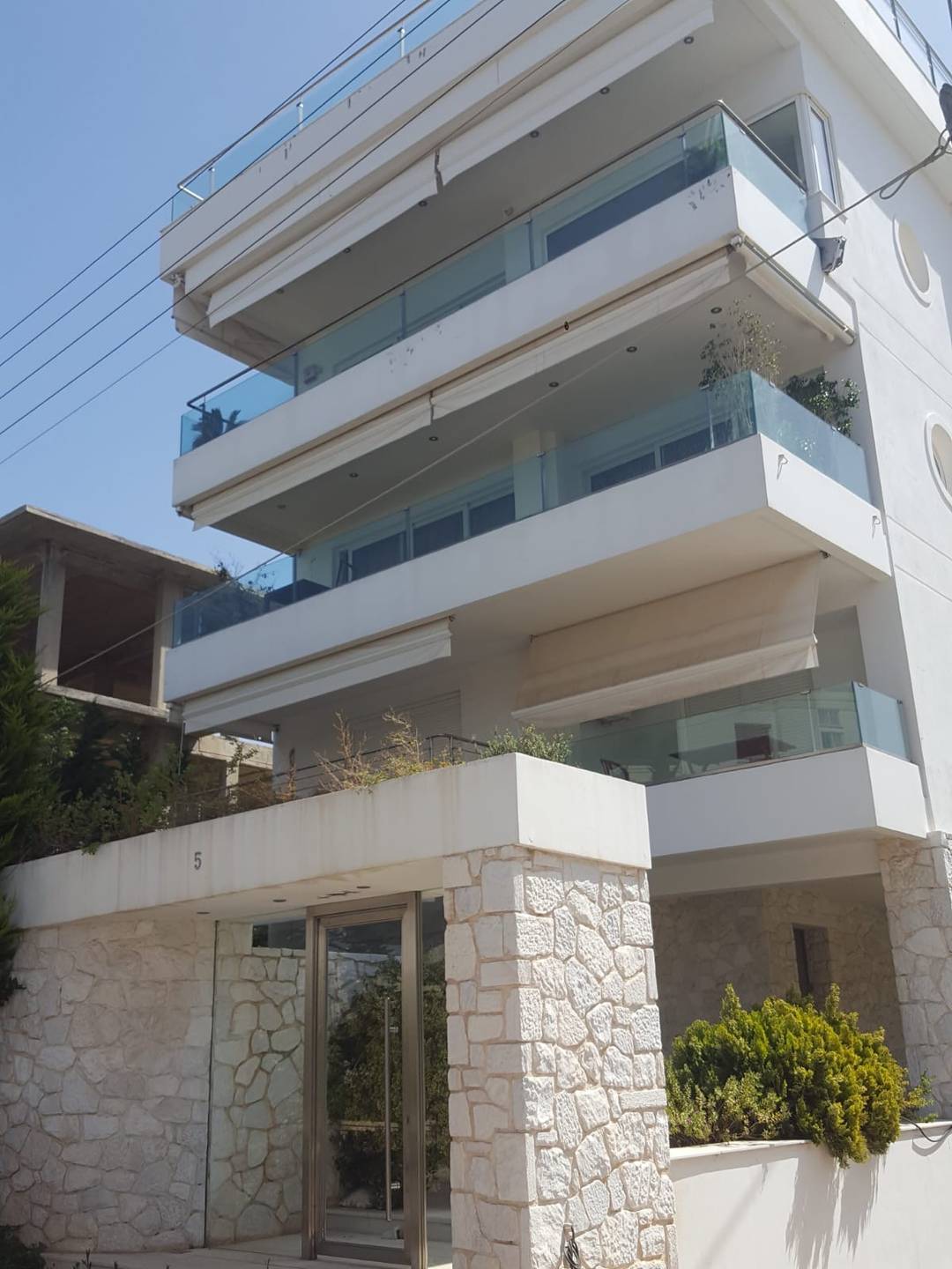 THE STONEY MAISONETTE: Ground floor-1st floor Maisonette in Voula