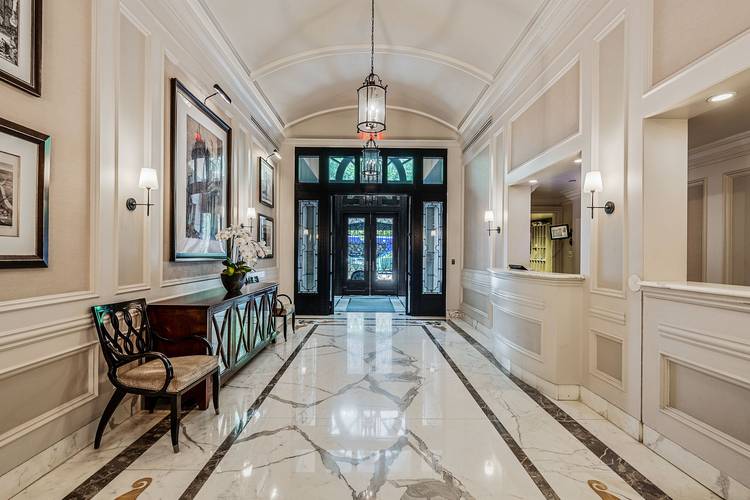 ELEGANT 5 BEDROOM HOME AT 535 WEST END AVENUE