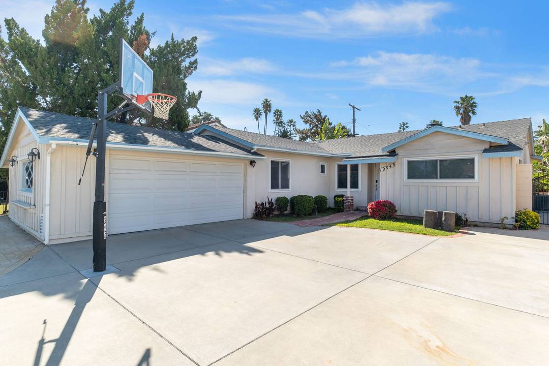 Serene Cul-de-Sac Sanctuary