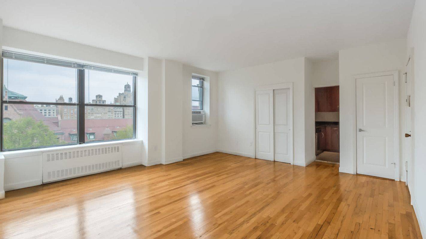 No Fee, 2 Room Studio/ 1 Bath, Steps From Central Park $2,458