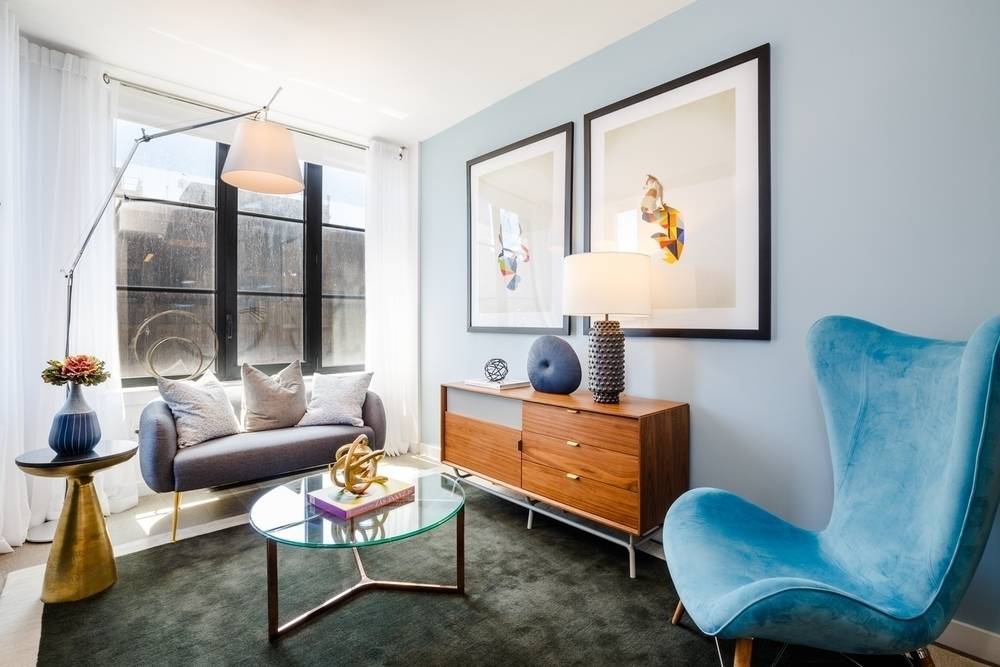 No fee , 1 bed/ 1 bath in the heart of Fort Greene , w/d in unit