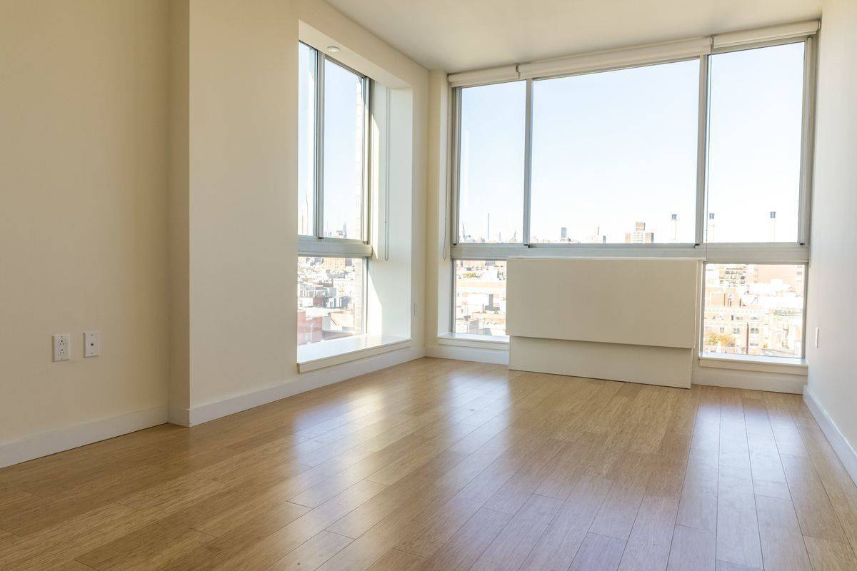 East Village Large 2bed/2bath Washer-Dryer IN-UNIT