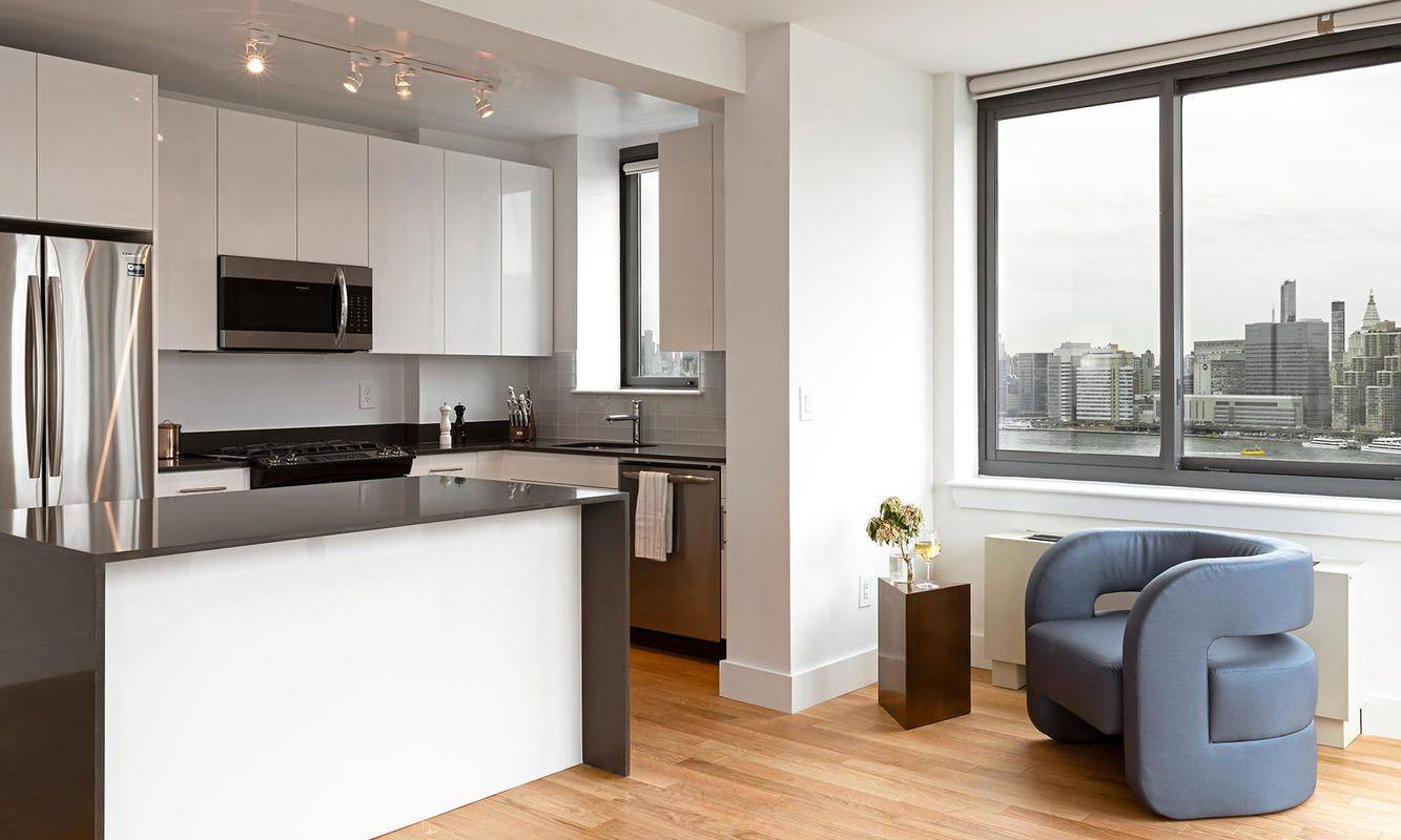 No Fee, Studio in  Amenity Filled Long Island City Luxury Building