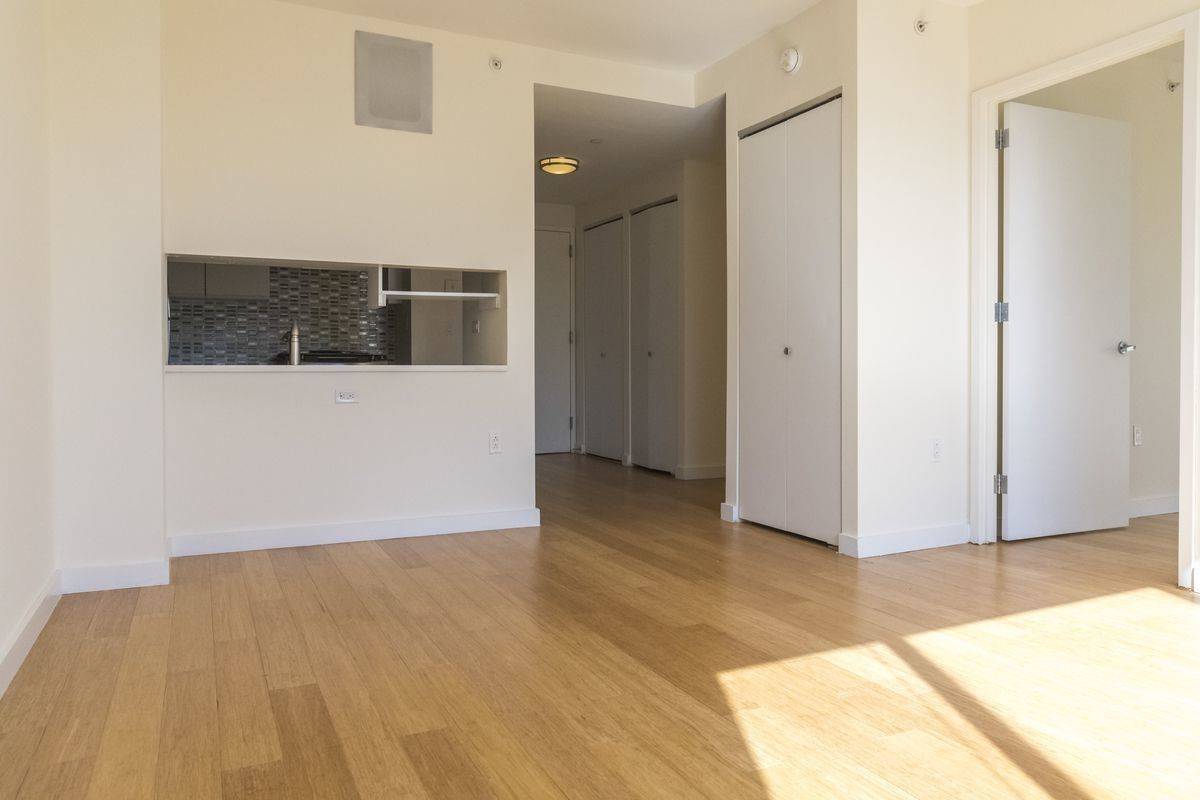 No Fee, 1 Bed/1 Bath Apartment in Luxury East Village Building, W/D in Unit, Flex 2!