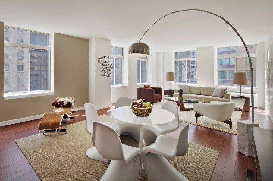 Open and Bright, 1 bed/ 1 bath No Fee Luxury Apartment in the Financial District w/ Natural Light and Ample Closet Space