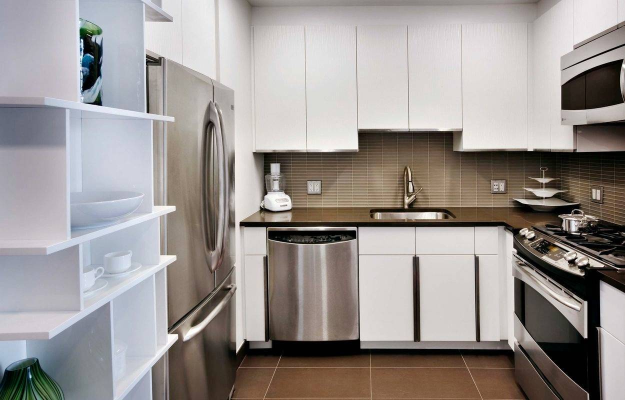 3  Months Free & No Fee! Studio in UWS Luxury Doorman Building